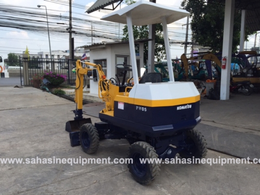 รถขุดล้อยาง ยี่ห้อKOMATSU รุ่น PW05 S/N 11XX นำเข้า บจก.สหสินอีควิปเม้นท์ โทร.081-5851880, 02-5168100-1 www.sahasinequipment.com รถขุดล้อยาง ยี่ห้อKOMATSU รุ่น PW05 S/N 11XX นำเข้า บจก.สหสินอีควิปเม้นท์ โทร.081-5851880, 02-5168100-1 www.sahasinequipment.com