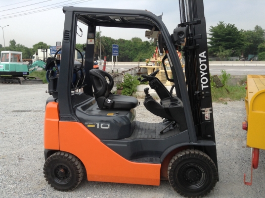 ขายรถยก TOYOTA 8FGL-10 พร้อมใช้ เก่านอก ขายรถยก TOYOTA 8FGL-10 พร้อมใช้ เก่านอก