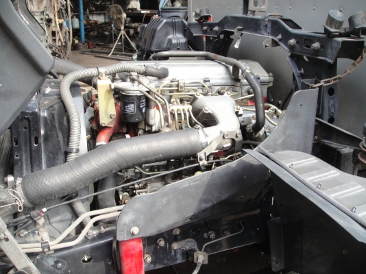 HINO FC4J เครื่องยนต์ 150 แรง ตู้ 10 บาน ยาว 5.50 เมตร HINO FC4J เครื่องยนต์ 150 แรง ตู้ 10 บาน ยาว 5.50 เมตร