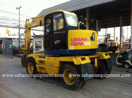 รถขุดล้อยาง ยี่ห้อKOMATSU รุ่น PW128UU-1 S/N 11XX สภาพดี บจก.สหสินอีควิปเม้นท์ โทร.081-5851880, 02-5168100-1 www.sahasinequipment.com รถขุดล้อยาง ยี่ห้อKOMATSU รุ่น PW128UU-1 S/N 11XX สภาพดี บจก.สหสินอีควิปเม้นท์ โทร.081-5851880, 02-5168100-1 www.sahasinequipment.com
