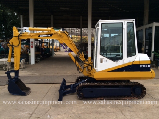 รถขุด ยี่ห้อ KOMATSU รุ่น PC30-5 S/N 89XX นำเข้า ไม่เคยใช้งานในไทย บจก.สหสินอีควิปเม้นท์ โทร.081-5851880, 02-5168100-1 www.sahasinequipment.com
