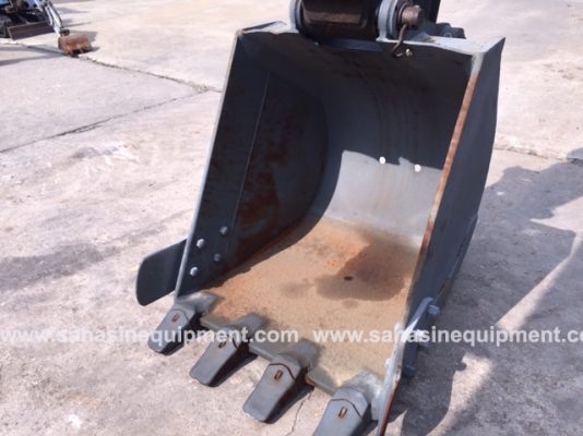 รถขุด ยี่ห้อ KOMATSU รุ่น PC120-5 S/N 40803 นำเข้า บจก.สหสินอีควิปเม้นท์ โทร.081-5851880, 02-5168100-1 www.sahasinequipment.com