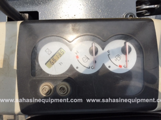 รถขุด ยี่ห้อ KOMATSU รุ่น PC40MR-2 S/N 11152 นำเข้า สภาพดี บจก.สหสินอีควิปเม้นท์ โทร.081-5851880, 02-5168100-1 www.sahasinequipment.com