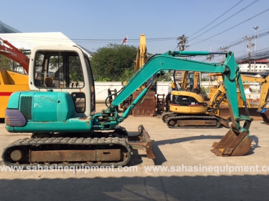 รถขุด ยี่ห้อ KOMATSU รุ่น PC40-7 S/N 221XX นำเข้า บจก.สหสินอีควิปเม้นท์ โทร.081-5851880, 02-5168100-1 www.sahasinequipment.com รถขุด ยี่ห้อ KOMATSU รุ่น PC40-7 S/N 221XX นำเข้า บจก.สหสินอีควิปเม้นท์ โทร.081-5851880, 02-5168100-1 www.sahasinequipment.com
