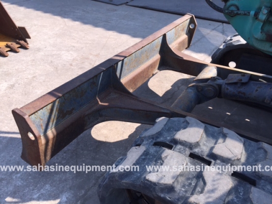 รถขุด ยี่ห้อ KOMATSU รุ่น PC40-7 S/N 221XX นำเข้า บจก.สหสินอีควิปเม้นท์ โทร.081-5851880, 02-5168100-1 www.sahasinequipment.com รถขุด ยี่ห้อ KOMATSU รุ่น PC40-7 S/N 221XX นำเข้า บจก.สหสินอีควิปเม้นท์ โทร.081-5851880, 02-5168100-1 www.sahasinequipment.com