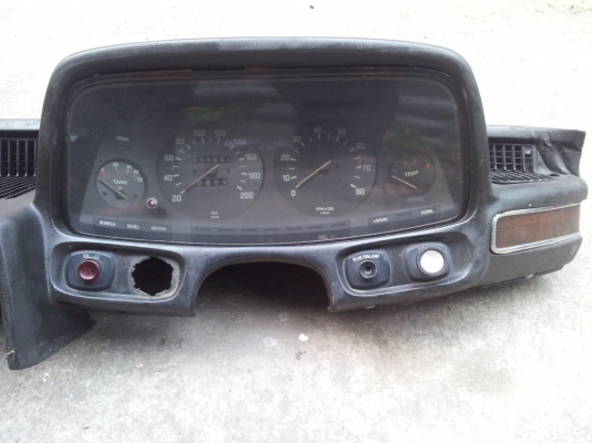 ขายคอนโซน bmw e21