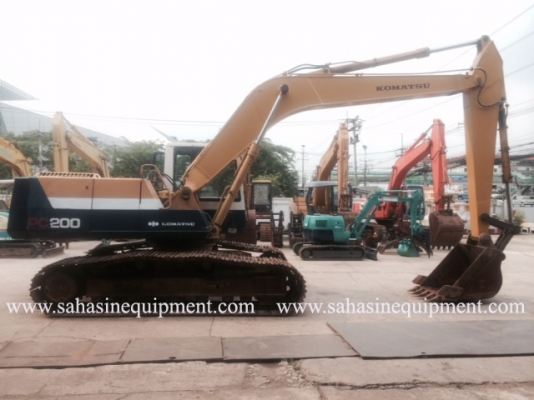 รถขุด ยี่ห้อ KOMATSU รุ่น PC200-5 S/N488XX บจก.สหสินอีควิปเม้นท์ โทร.081-5851880, 02-5168100-1 www.sahasinequipment.com รถขุด ยี่ห้อ KOMATSU รุ่น PC200-5 S/N488XX บจก.สหสินอีควิปเม้นท์ โทร.081-5851880, 02-5168100-1 www.sahasinequipment.com