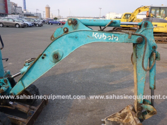 รถขุด ยี่ห้อ KUBOTA รุ่น K-008 S/N 10689 นำเข้า บจก.สหสินอีควิปเม้นท์ โทร.081-5851880, 02-5168100-1 www.sahasinequipment.com