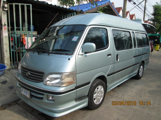 รถตู้ปี04สภาพสดๆเลยครับ รถตู้ปี04สภาพสดๆเลยครับ
