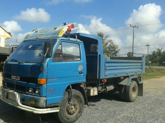 6ล้อดั้มพ์ ISUZU 115แรงม้า เกียร์สั้น แอร์พร้อม พวงมาลัยพาเวอร์ 087-2976734 095-0403929