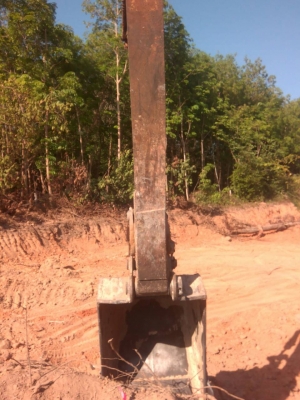 komatsu 120-6 คอลโทรลสั้น ตามสภาพ เครื่องดี ปั๊มดี ใช้งานอยู่ 087-2976734 095-0403929