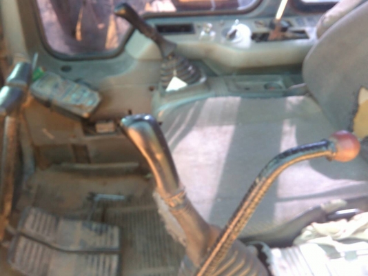 komatsu 120-6 คอลโทรลสั้น ตามสภาพ เครื่องดี ปั๊มดี ใช้งานอยู่ 087-2976734 095-0403929