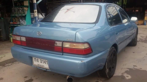 ขายโตโยต้าสามห่วง