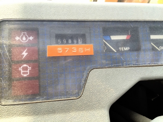 ขายถูก รถโฟล์คลิฟท์ KOMATSU ขนาด3.5ตัน เครื่องยนต์ดีเซล เกียร์ออร์โต้ ยกได้สูงสุด4เมตร พร้อมเเผงงาสไลด์