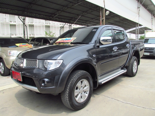 ไตตัส พลัส2.5 สี่ประตู ปี2013 รถสวยมาก ใช้งานมาน้อย สนใจโทรเลย 080-604-8422 ปุ้ย