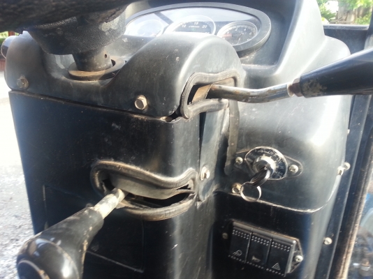 แทรกเตอร์แชมป์ MX 6255 4 WD 2 เพลาพร้อมใบมีดดันหน้า ทำงาน 362 ชั่วโมง