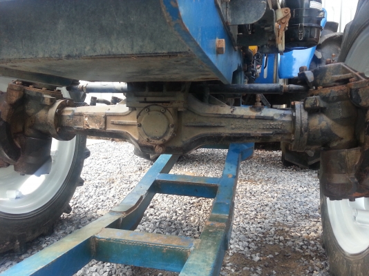 แทรกเตอร์แชมป์ MX 6255 4 WD 2 เพลาพร้อมใบมีดดันหน้า ทำงาน 362 ชั่วโมง