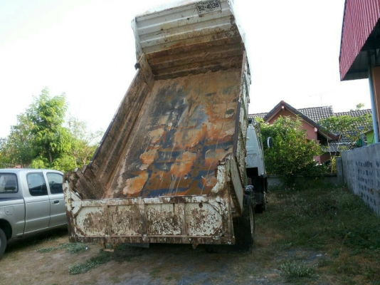 หกล้อดั้ม อีชุซุ  FRR195 แรง สภาพดีใช้งานประจำ รถพร้อมใช้ ทะเบียนพร้อมโอน ราคา685,000 ต่อ