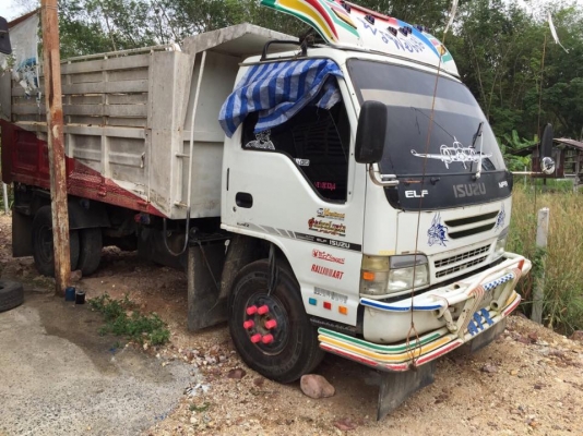 6 ล้อดั้ม 120 แรง NPR66LX5 S-7103494