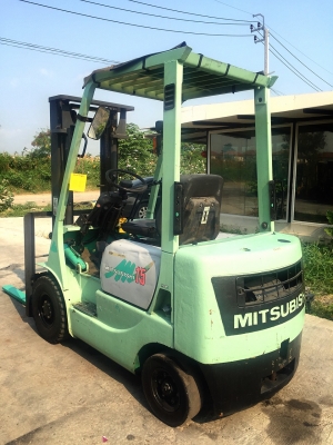 ขายถูก รถโฟล์คลิฟท์ MITSUBISHI ขนาด1.5ตัน เครื่องยนต์ดีเซล เกียร์ออร์โต้ ยกได้สูงสุด3เมตร