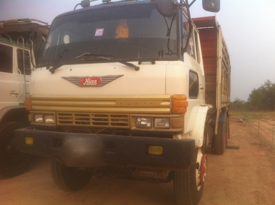 รถฮีโน่ 10 ล้อดั้ม FM227  220 แรงม้า. ปี 33     สนใจติดต่อ  081 - 6079515