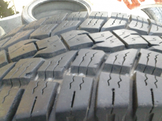 แม็กลายหยดน้ำ ขอบ15 พร้อมยางปี13