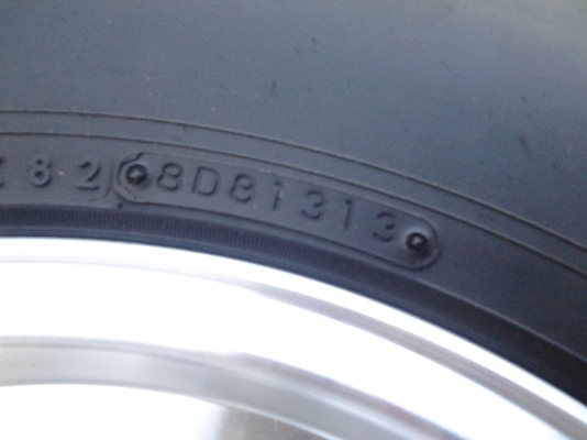 แม็กลายหยดน้ำ ขอบ15 พร้อมยางปี13