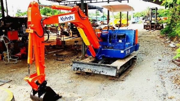 รถขุด KUBOTA KH 033 พร้อมใช้ เที่ยบเท่า PC 30