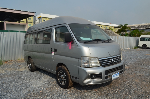 NISSAN URVAN 3.0 SLX