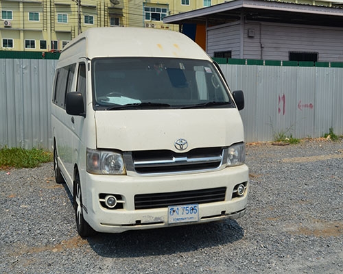 TOYOTA HIACE COMMUTER 2.7 NGV