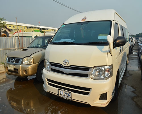 TOYOTA HIACE COMMUTER 2.7 NGV A/T