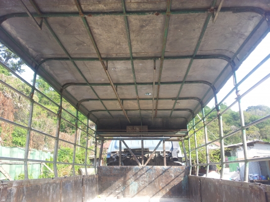 ISUZU NPR 115 กระบะบรรทุกพร้อมใช้เอกสารพร้อมโอนขายราคาถูกๆครับ