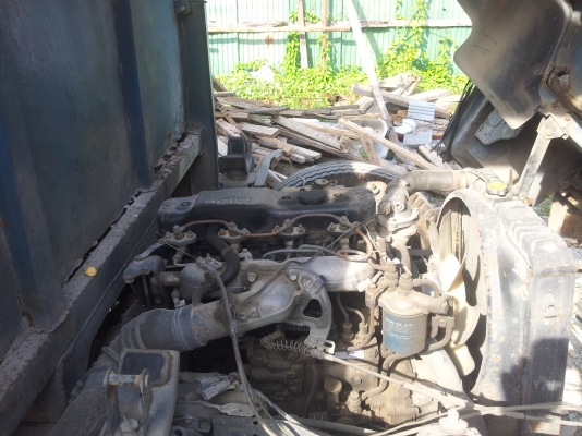 ISUZU NPR 115 กระบะบรรทุกพร้อมใช้เอกสารพร้อมโอนขายราคาถูกๆครับ