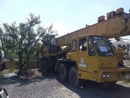 ขายรถเครนGROVE 35ตัน ถูกๆตามสภาพทะเบียนพร้อมโอน