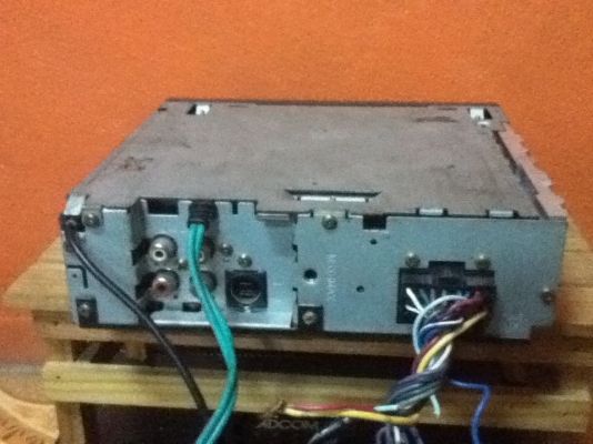 ขายวิทยุ JVC รุ่น KD-G805 "หน้าจอสไลไฟฟ้า" เล่นCD,MP3,FM ขายถูกๆ 1600.-