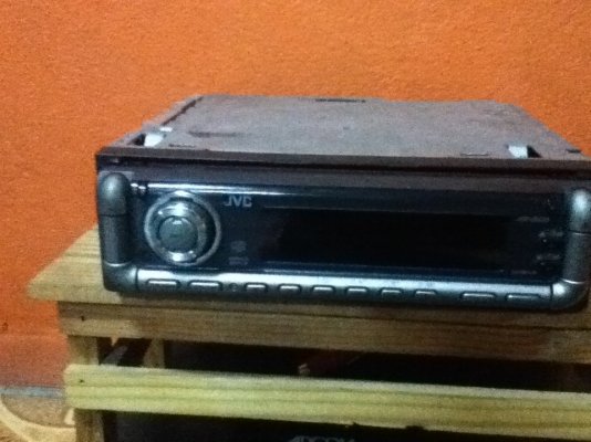 ขายวิทยุ JVC รุ่น KD-G805 "หน้าจอสไลไฟฟ้า" เล่นCD,MP3,FM ขายถูกๆ 1600.-