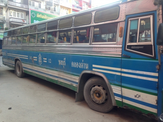 ขายรถBenz NGV5ถัง ราคาต่อรองได้ กำลังแจ้ง ม.79