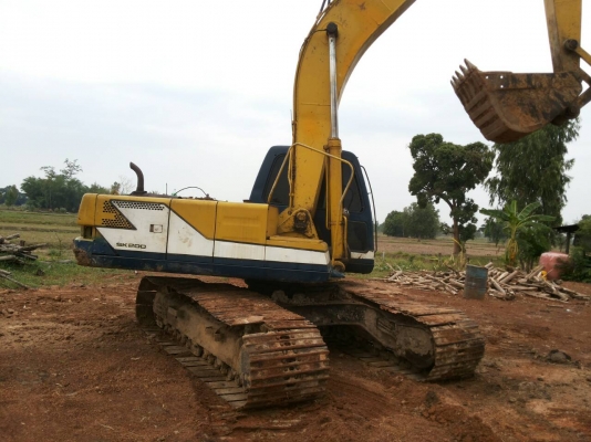 ขายแม็คโคร  KOBELCO SK 200 MART III สภาพพร้อมใช้งาน เครื่องปั้มดี เอวแน่นโซ่ช่วงล่างสวย แอร์เป็น ทำงานไม่โหลดเอกสารใบอินวอยซ์ แต่มีไม่ครบ