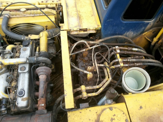 ขายแม็คโคร  KOBELCO SK 200 MART III สภาพพร้อมใช้งาน เครื่องปั้มดี เอวแน่นโซ่ช่วงล่างสวย แอร์เป็น ทำงานไม่โหลดเอกสารใบอินวอยซ์ แต่มีไม่ครบ