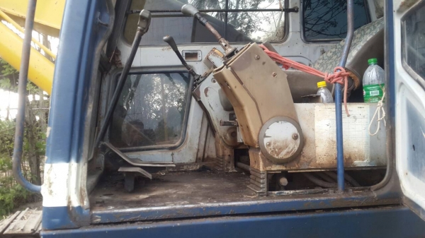 ขายแม็คโคร  KOBELCO SK 200 MART III สภาพพร้อมใช้งาน เครื่องปั้มดี เอวแน่นโซ่ช่วงล่างสวย แอร์เป็น ทำงานไม่โหลดเอกสารใบอินวอยซ์ แต่มีไม่ครบ