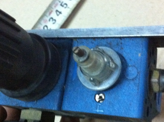 ชุดจ่ายฝอยน้ำมันและดักน้ำดักฝุนพร้อมปรับตั้งแรงดันลม FESTO (เยรมัน)