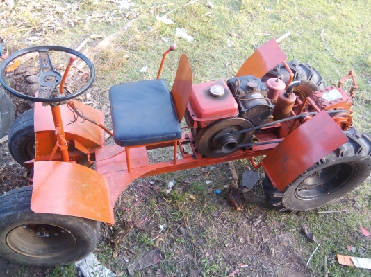 ขายรถไถไทยประดิษฐ์ ไม่ให้เครื่อง