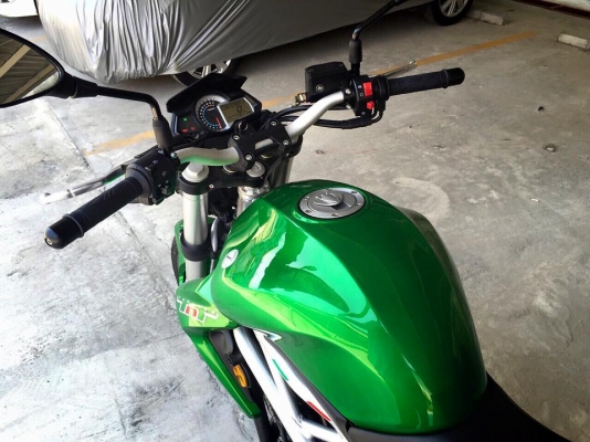 BANELLI BN300 ปี2015 รถใหม่ๆจากศูนย์ใหญ่ เกษตรนวมินทร์ซื้อมาได้7วันครับชื่อผมเอง วิ่ง6กิโล ไม่มีลอย