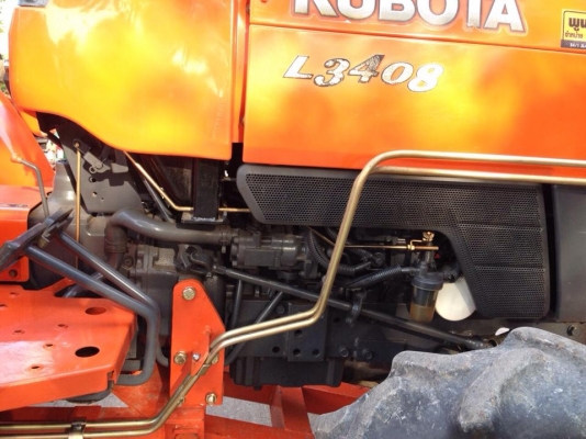 ขายรถไถ Kubota L 3408 (4WD) พร้อมมีดดันหน้าใหม่ และผานพรวน รถพร้อมใช้งานครับ