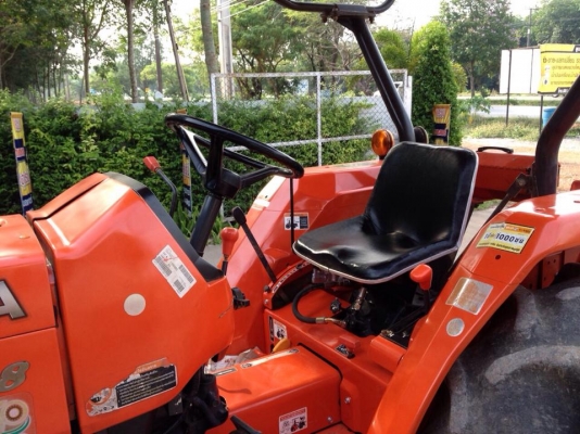 ขายรถไถ Kubota L 3408 (4WD) พร้อมมีดดันหน้าใหม่ และผานพรวน รถพร้อมใช้งานครับ ขายรถไถ Kubota L 3408 (4WD) พร้อมมีดดันหน้าใหม่ และผานพรวน รถพร้อมใช้งานครับ
