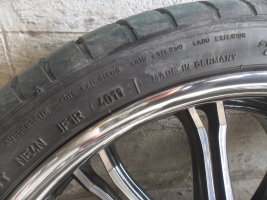 ล้อแม็ก 19นิ้ว 5รู114 พร้อมยาง สวยๆ 4 ล้อ ลดราคาเหลือ 9800 บาท ล้อแม็ก 19นิ้ว 5รู114 พร้อมยาง สวยๆ 4 ล้อ ลดราคาเหลือ 9800 บาท