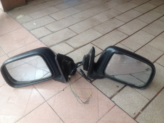 กระจกมองข้าง CRV ตัวเเรกพับไฟฟ้าของเก่าญี่ปุ่นสภาพสวย กระจกมองข้าง CRV ตัวเเรกพับไฟฟ้าของเก่าญี่ปุ่นสภาพสวย