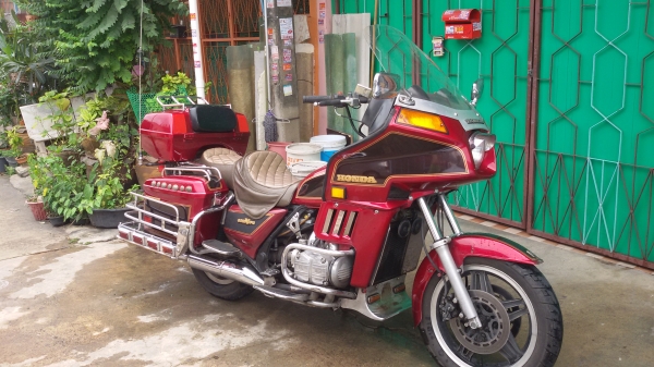 ขาย Honda Gold Wing 1,100 CC ทะเบียนแท้ พร้อมชุดโอน