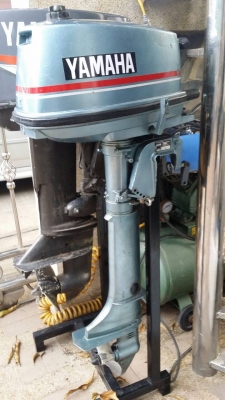 ขายเครื่องสองจังหวะ YAMAHA 6 HP หางยาวสภาพดี