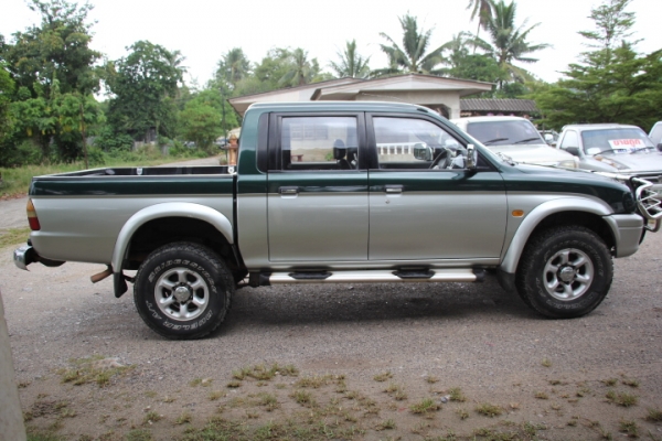 4WD ปี01 เครื่องดี คัชชีสวย และมีรถราคาถูกๆราคาส่ง. ราคาพ่อค้า. เชิญชมรายละเอืยด.http://www.rodban.net/ 4WD ปี01 เครื่องดี คัชชีสวย และมีรถราคาถูกๆราคาส่ง. ราคาพ่อค้า. เชิญชมรายละเอืยด.http://www.rodban.net/